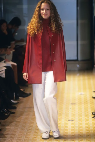 Look 24